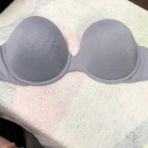 Victoria Secret’s strapless bra